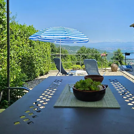 Prázdninový dům 2 Bedroom Cozy In *