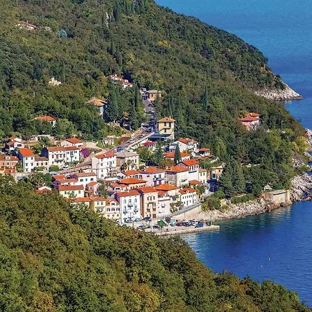 2 Bedroom Cozy In * Lovran